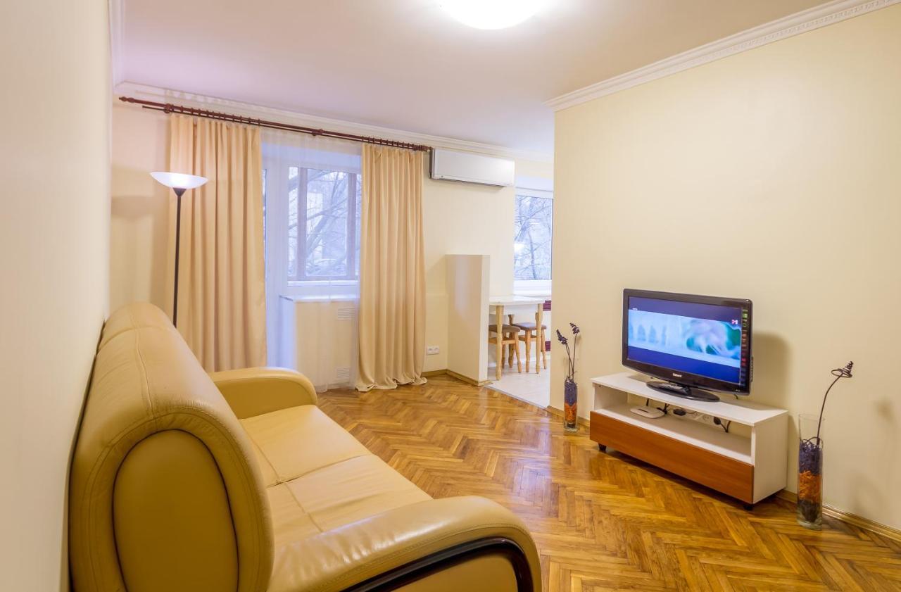 Apartment On Leonida Pervomais'Koho Kijev Kültér fotó